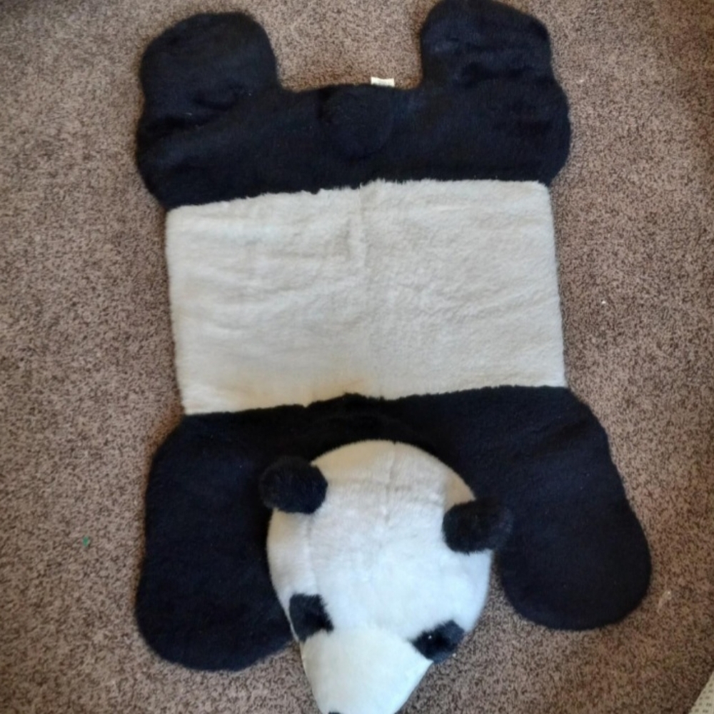 Panda plush floor mat